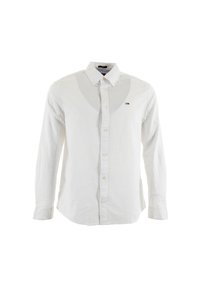 Camicia bianca a maniche lunghe con bottoni, realizzata in un tessuto testurizzato. Presenta un piccolo logo sul petto e un colletto classico con polsini abbottonati.
