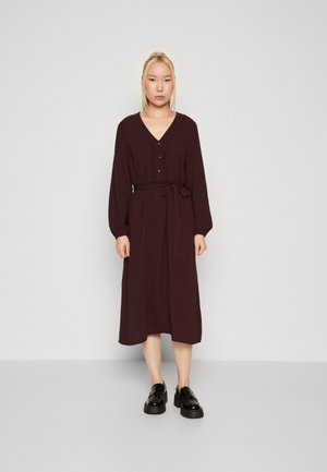 JDY JDYDIVYA LACE MIDI DRESS - Tričkové šaty - fudge