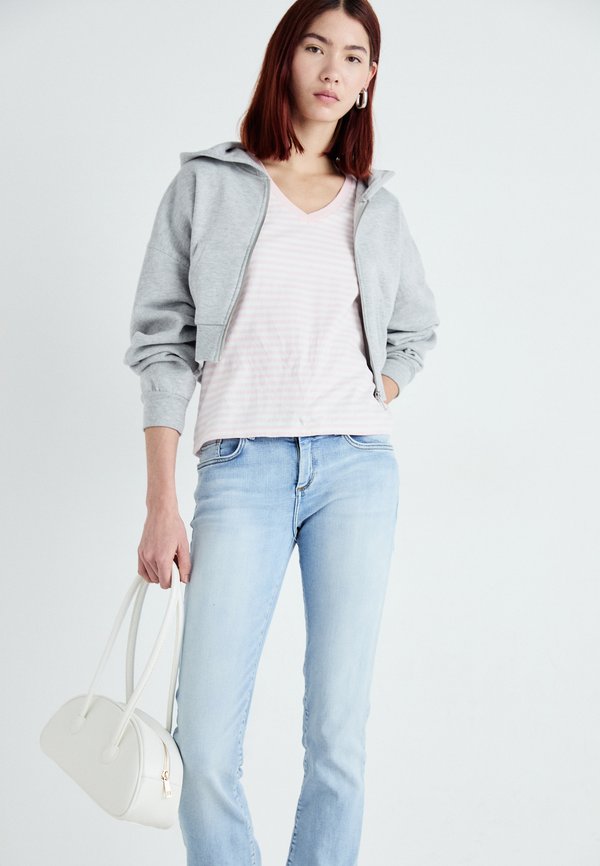 FALLON MID RISE BOOTCUT - Bootcut jeans - anova wash2