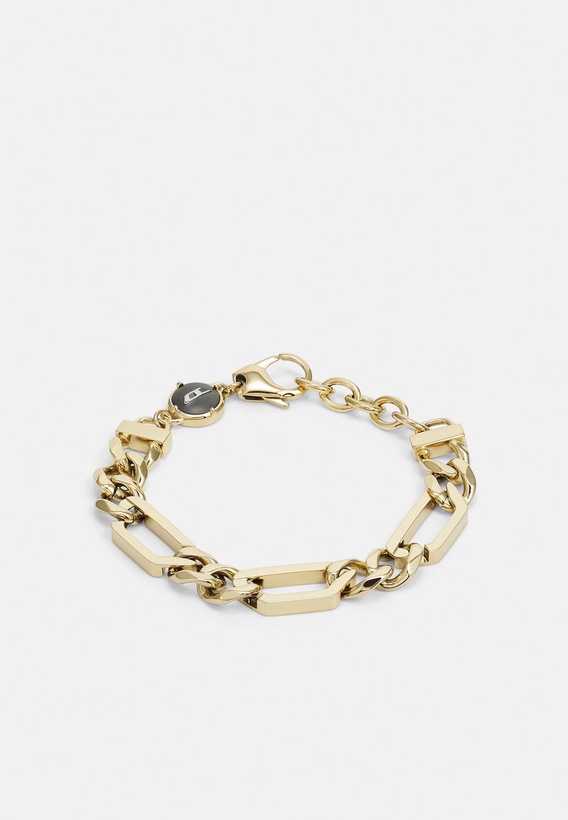 Gouden schakelarmband met geometrische schakels, afwisselend rechthoekige en ronde vormen, met een kreeftsluiting en een ronde bedel.