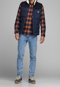 Jack & Jones Kamizelka