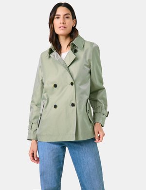 Doppelreihige grüne Regenjacke mit glänzender Oberfläche, seitlichen Taschen und Knopfakzenten. Verfügt über einen kragenförmigen Ausschnitt und verstellbare Bündchen.