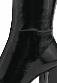 Tamaris Laarzen - black patent