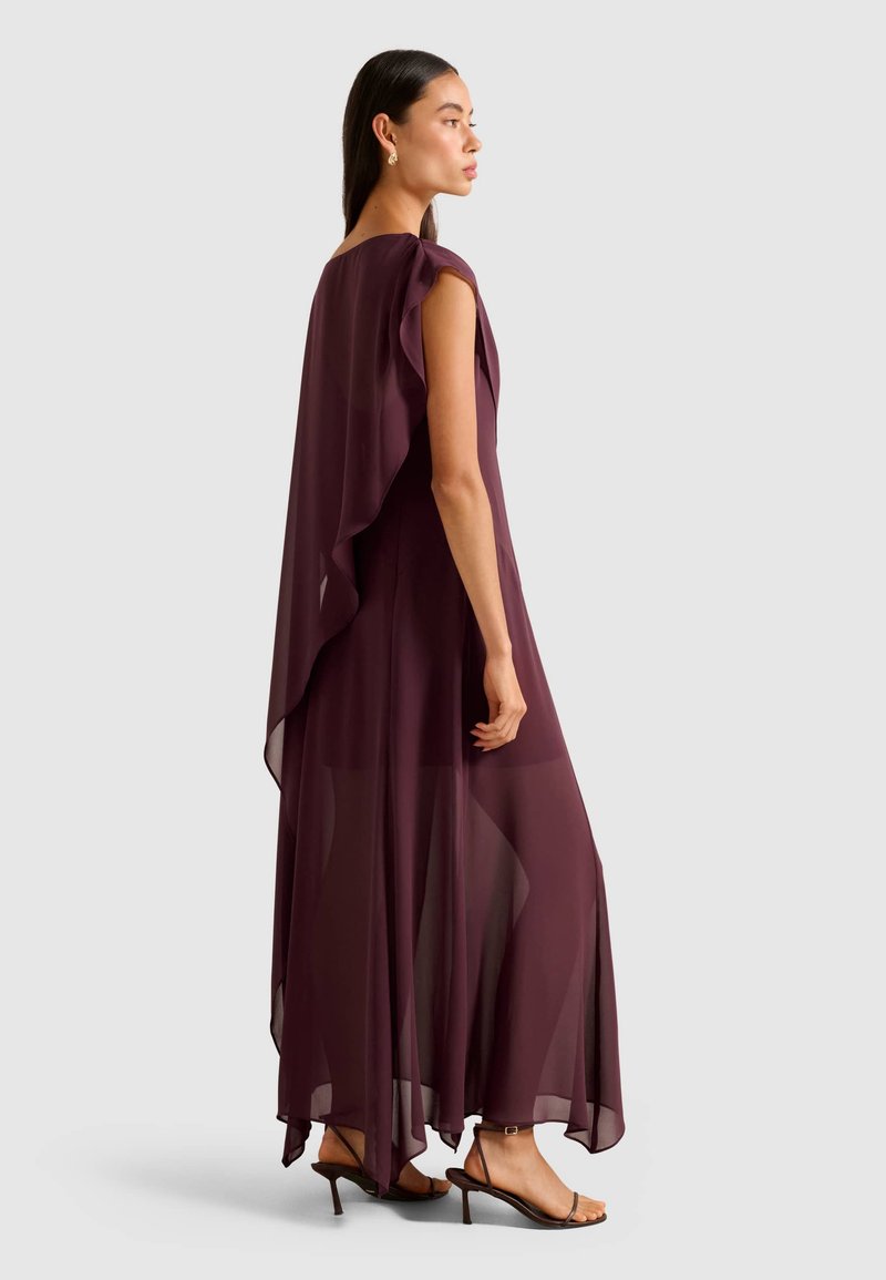 Forever New HONEY SHEER CAPE - Cocktail dress / Party dress - imperial  port/red - Zalando.ie