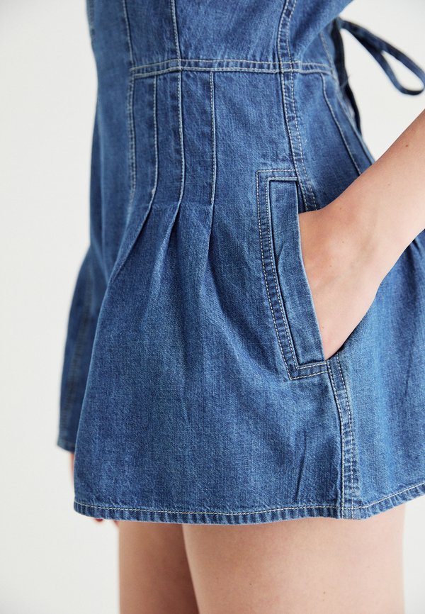 NOSTALGIA ULTRA SHORTALL - Jumpsuit4