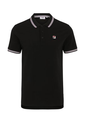 Sort polo skjorte lavet af bomuld med krave, tre knapper og stribede detaljer i hvid, rød og blå på kraven og ærmerne.