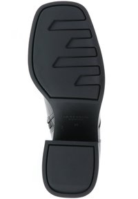 Vagabond BROOKE - Botins de atacadores - black