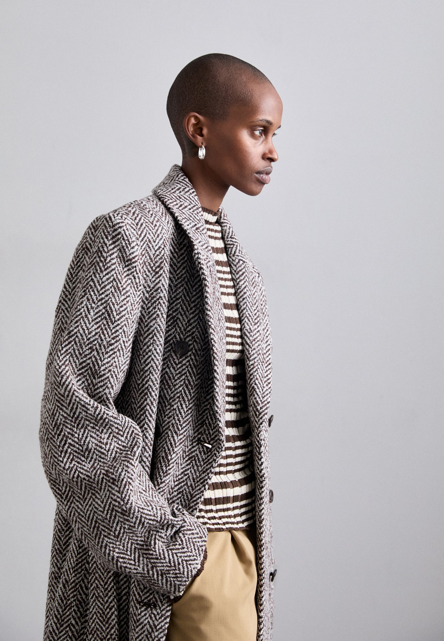 ジャケット・アウター herringbone wool-blend classic coat Holzweiler EMI HERRINGBONE COAT - Classic coat - brown mix