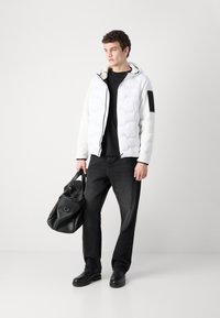 BOSS CLOUD - Vinterjacka - white