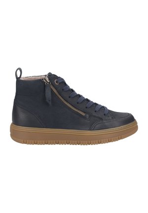 Baskets montantes bleu marine en cuir, dotées d'une semelle en caoutchouc beige, de lacets bleus et d'une fermeture éclair décorative sur le côté avec des finitions dorées.