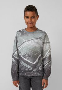 Grijze pullover sweatshirt met een grafische print van een voetbalstadion. Lange mouwen, ronde hals, met een textuurafwerking.