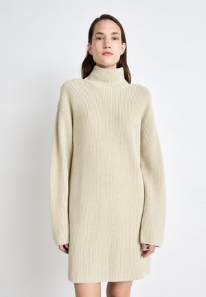 CHUNKY LOOSE DRESS - Stickad klänning - pelican