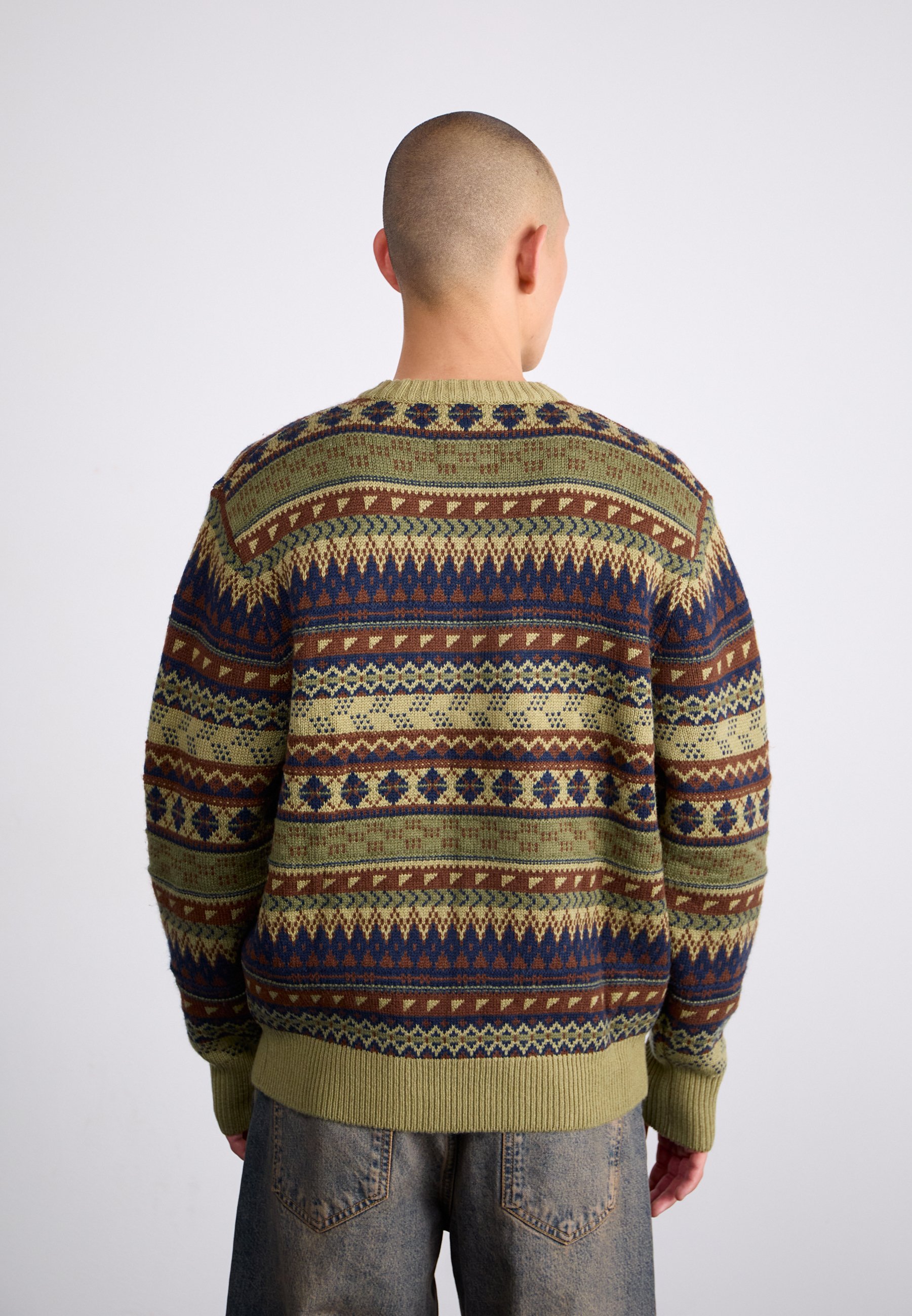 Nike Sportswear FAIR ISLE CREW - Jumper - neutral olive