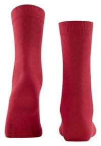 Czerwone bawełniane skarpetki z prążkowanymi ściągaczami na kostkach, gładka struktura, długość do kolan oraz wzmocnione palce i pięty.