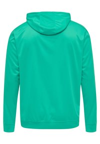 Giacca con cappuccio di un brillante teal, realizzata in materiale morbido e leggero. Presenta maniche lunghe e un design semplice e lineare.
