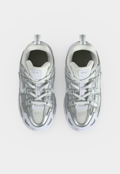 Nike P 6000 UNISEX - Trainers - white/photon dust/metallic silver-coloured — foto 5