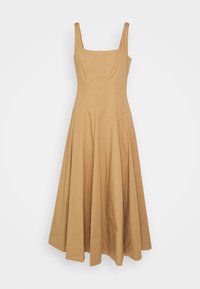 Robe midi sans manches couleur sable avec un décolleté carré et un corsage ajusté qui s'évase en une jupe ample.