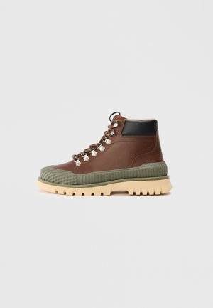 NEBRADA - Bottines à lacets - dark brown