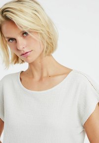Protest PRTBOREAL - T-shirt basic - kitoffwhite
