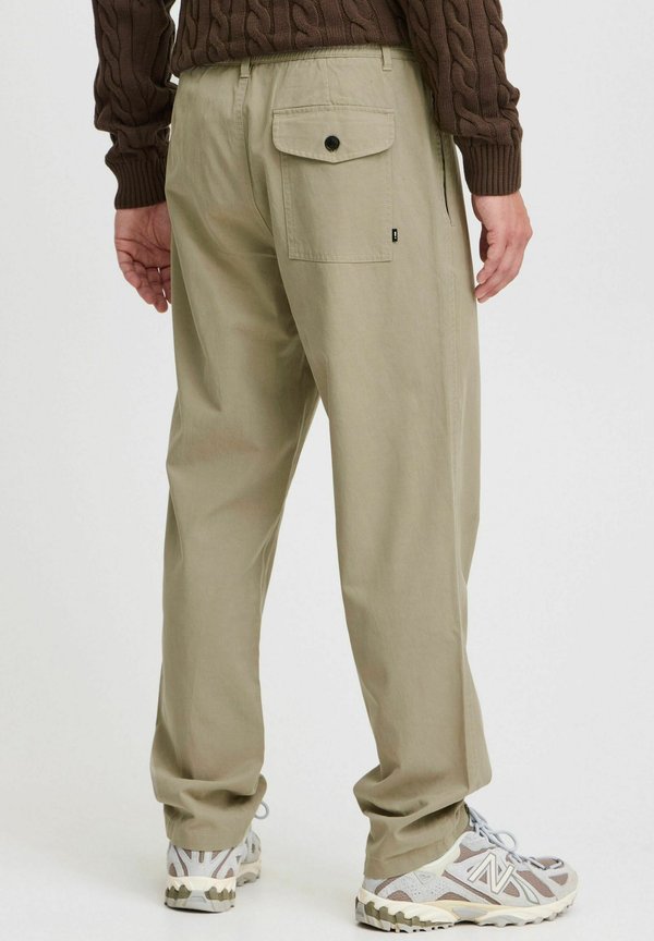 SDMOOSE LIAM ELAS. REGULAR FIT - Trousers - laurel oak2
