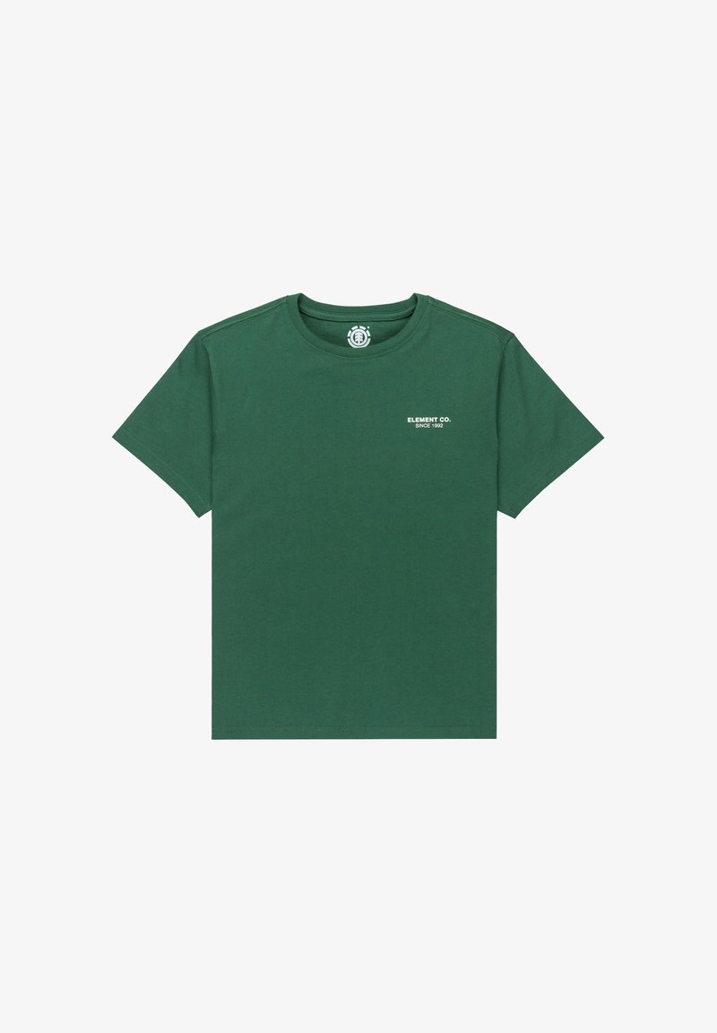 Grünes Baumwoll-T-Shirt mit Rundhalsausschnitt und kurzen Ärmeln; verfügt über einen kleinen weißen Logotext auf der Brust; glatte Textur, normale Passform.
