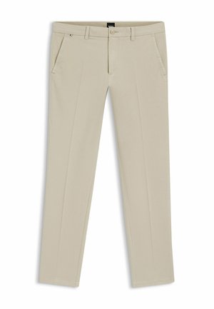 Pantalon beige à jambes droites avec poches avant, passants pour ceinture, fermeture à bouton, et un pli subtil au centre de chaque jambe.