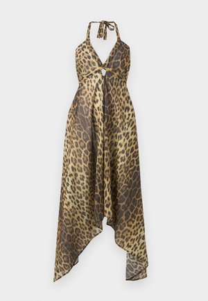 Halterneck kjole med leopardprint, V-udskæring, udskæring foran og asymmetrisk lommetørklæde-udskæring i brune og beige toner.