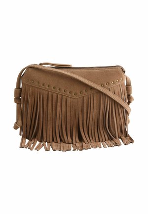 Pruun seemisnahast õlakott, millel on pikad narmad ja väikesed metallneetidega kaunistatud ülemine serv, takjakinnitusega ja reguleeritava rihmaga.