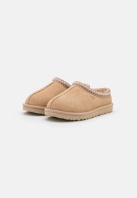 ugg beige tasman