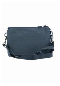 Borsa a tracolla blu scuro con superficie testurizzata, tracolla regolabile, chiusura con cerniera e piccoli dettagli in metallo. Forma compatta e rettangolare.