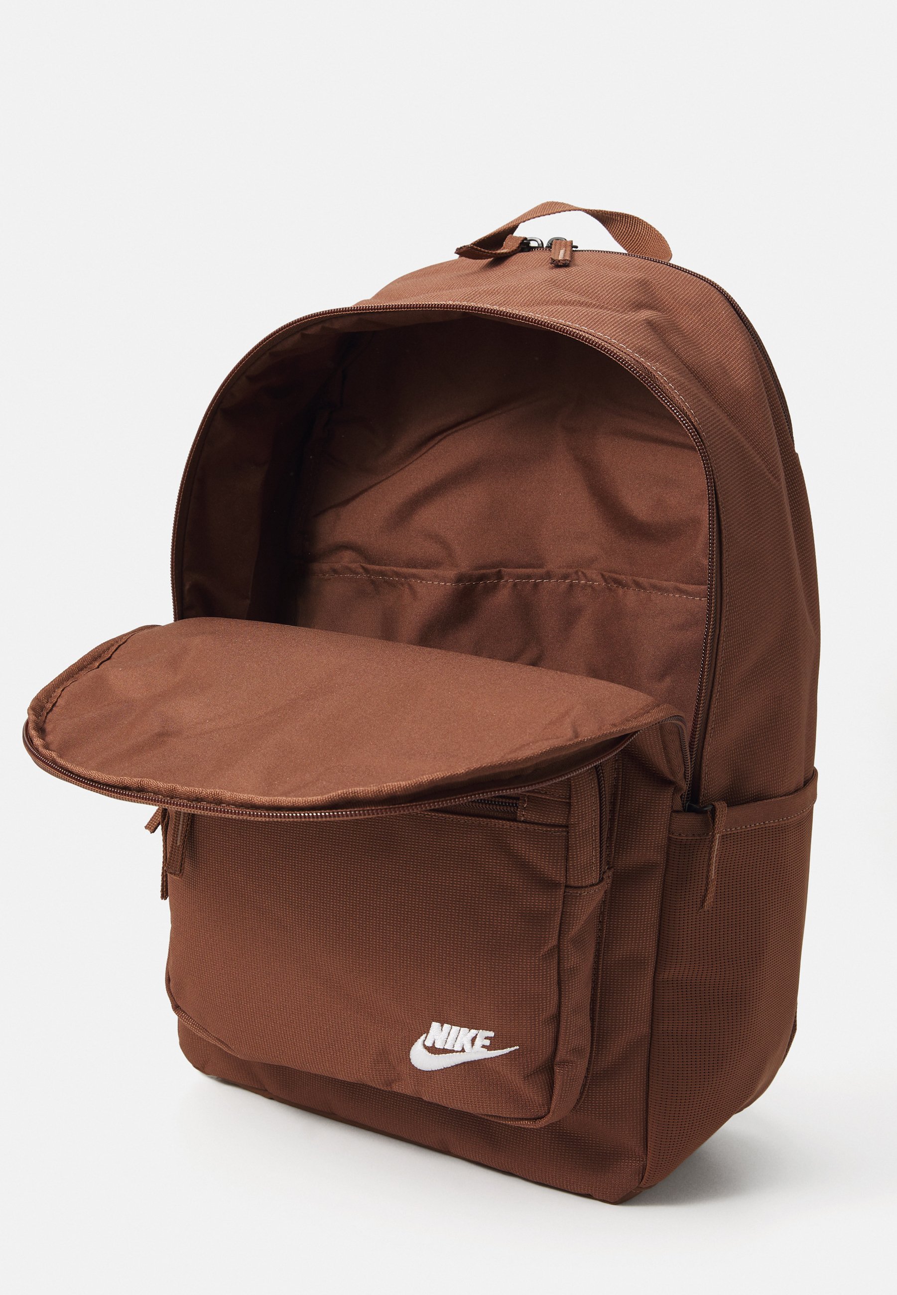 nike tan backpack
