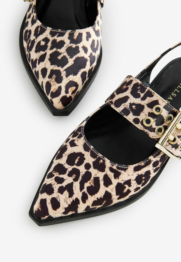 REGULAR FIT – PRINT – Riemchenballerina – leopard