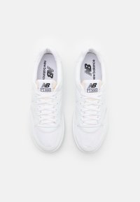 New Balance CT300 UNISEX - Sapatilhas - white