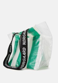 Mads Nørgaard LAUNDRETTE MIRCA BAG - Borsa a mano - classic green/white