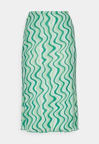 Zelená midi sukně s vlnkovaným vzorem, která se pyšní střídavými odstíny zelené a bílé, vyrobená z lehké látky s hladkou texturou.