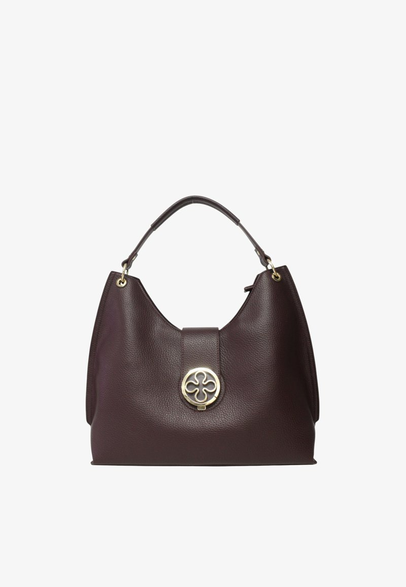 Bruine leren handtas met een ronde vorm, gestructureerd oppervlak en een goudkleurige embellishment bij de voorste sluiting. Ontwerp met één handvat.