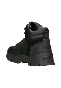 Relaks Šněrovací kotníkové boty - black r