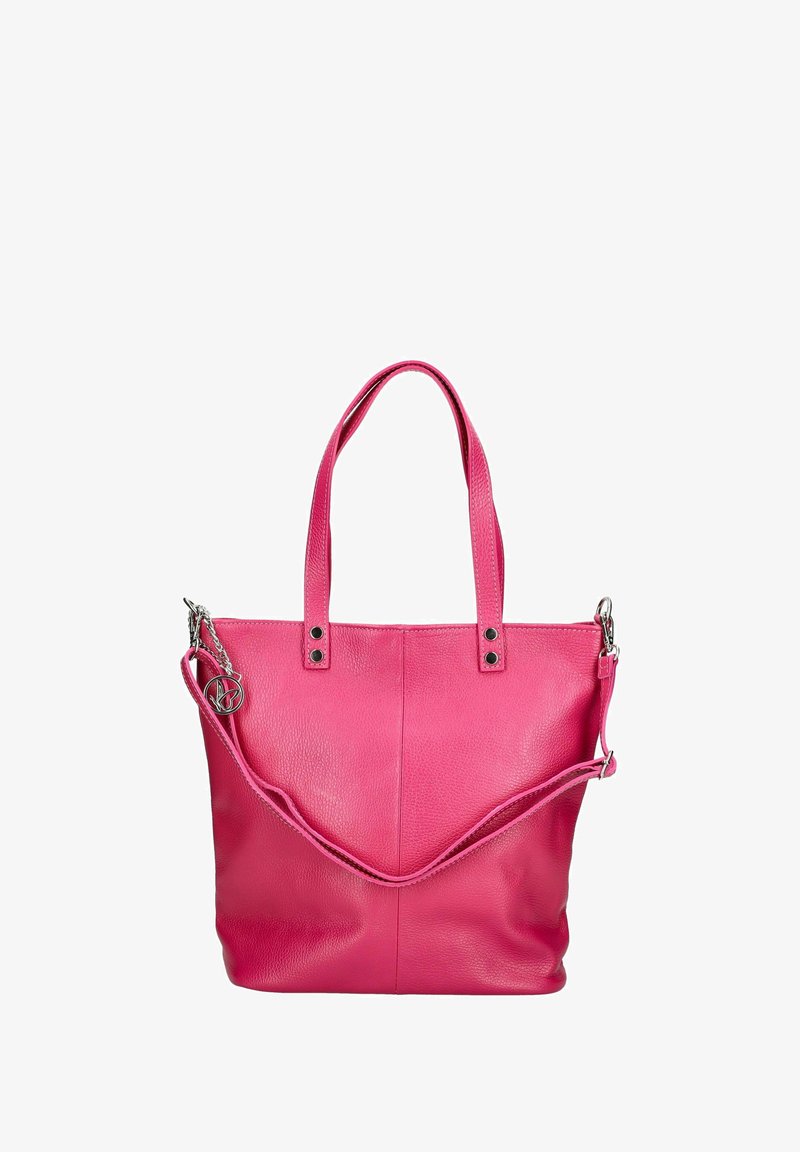 Roze leren tote bag met twee schouderbanden, een verstelbare schouderriem en accenten van zilver hardware. Getextureerde afwerking, minimalistisch ontwerp.