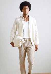 Lindbergh CROPPED PANTS - Kelnės - sand