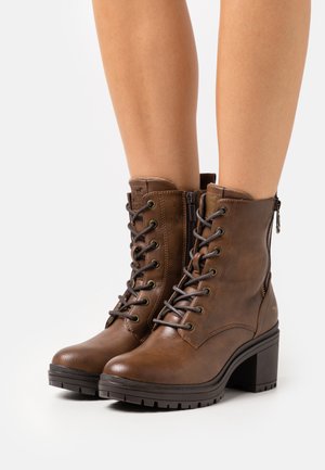Platform ankle boots - braun