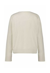 Cremefarvet sweater med lange ærmer, bred halsudskæring og ribbede manchetter. Glat overflade med minimal syning detalje.