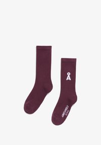 Unausgewählt, dark cranberry