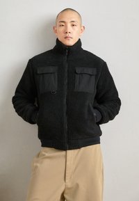 Antony Morato REGULAR FIT IN FAUX FUR FABRIC WITH COTTON BLEND AS CONTRAST - Vinterjakke - black