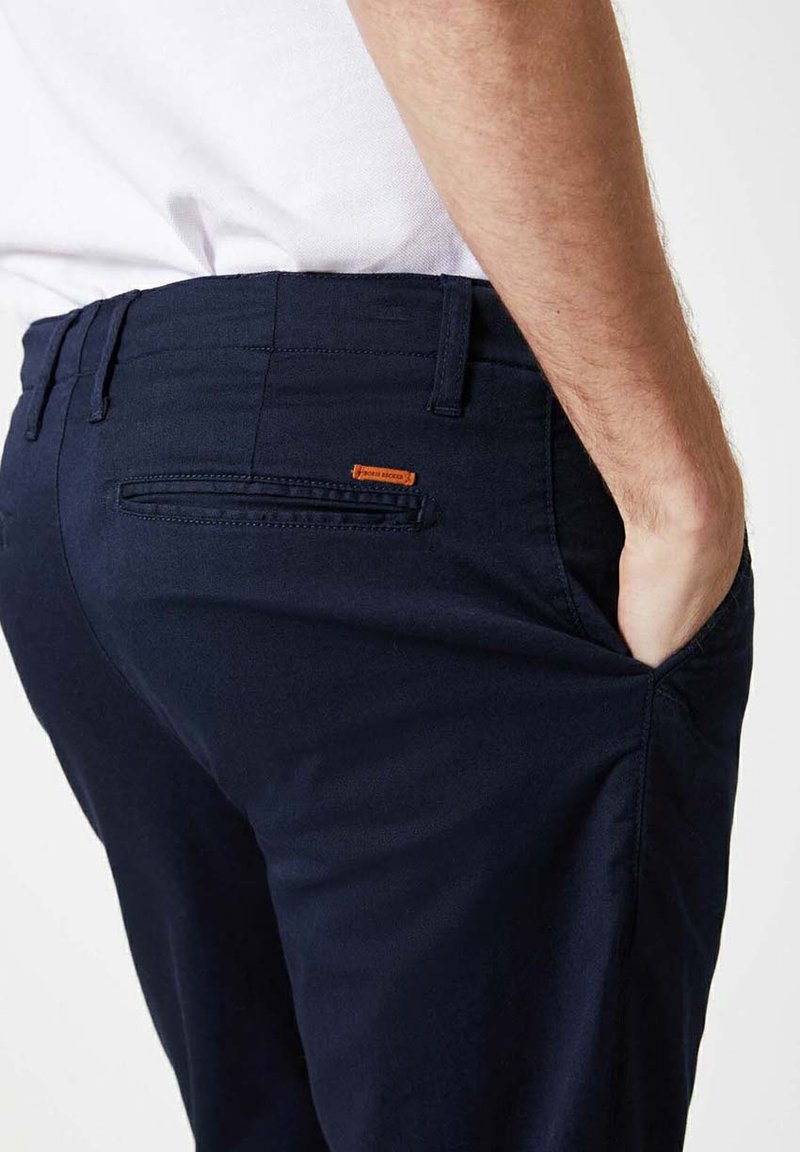 Herren Chinos | BORIS BECKER Stoffhose navy/dunkelblau - SE73687 Herren Chinos | BORIS BECKER Stoffhose navy/dunkelblau - SE73687