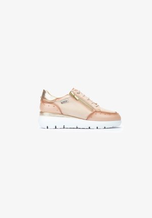 Pikolinos Zapatillas - beige