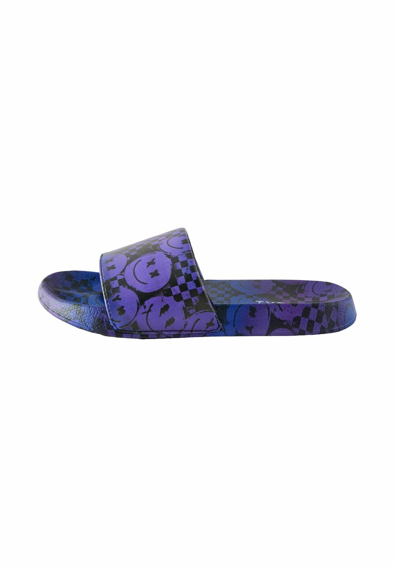 Lila slidesandaler med en bred rem som har ett rutmönster och en smiley-design. Materialet verkar vara flexibelt och texturerat.