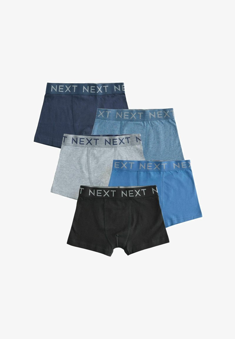 Vijf paar herenboxershorts in zwart, lichtgrijs, donkerblauw, middenblauw en gemêleerd blauw, elk met een merkband met de tekst "NEXT."