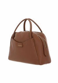 Sac à main en cuir marron avec un design structuré, des poignées arrondies, une plaque logo sur le devant et une poche zippée extérieure pour plus de fonctionnalité.
