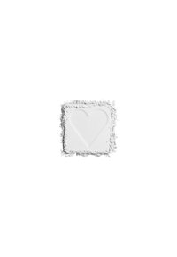 Carré blanc avec un motif en forme de cœur en relief au centre, entouré d'une bordure blanche légèrement texturée ressemblant à des copeaux doux.