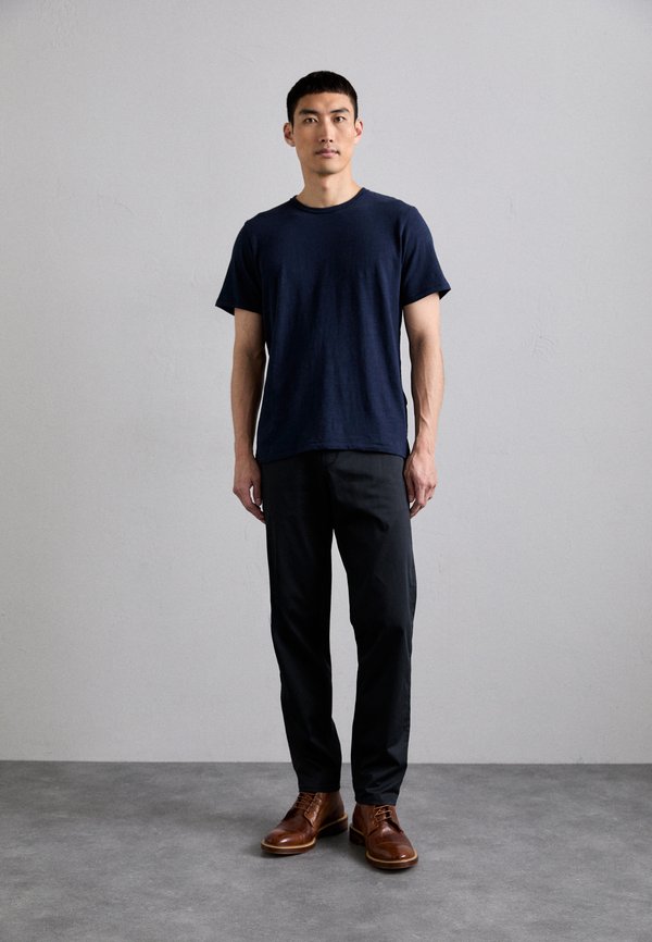 CLASSIC FLAME TEE - Basic T-shirt4